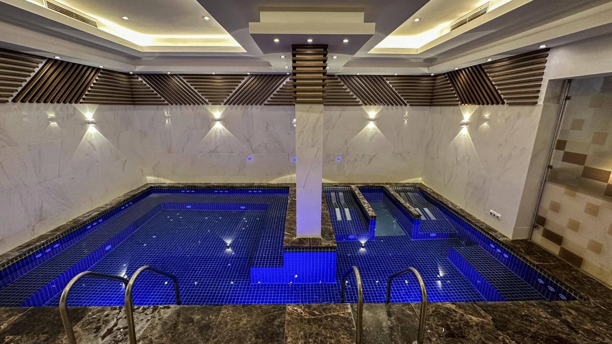 Ismena 4*