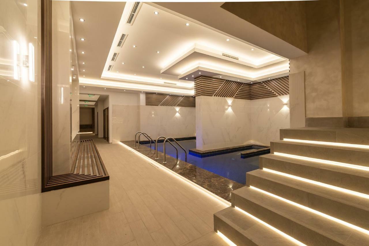 Ismena 4*